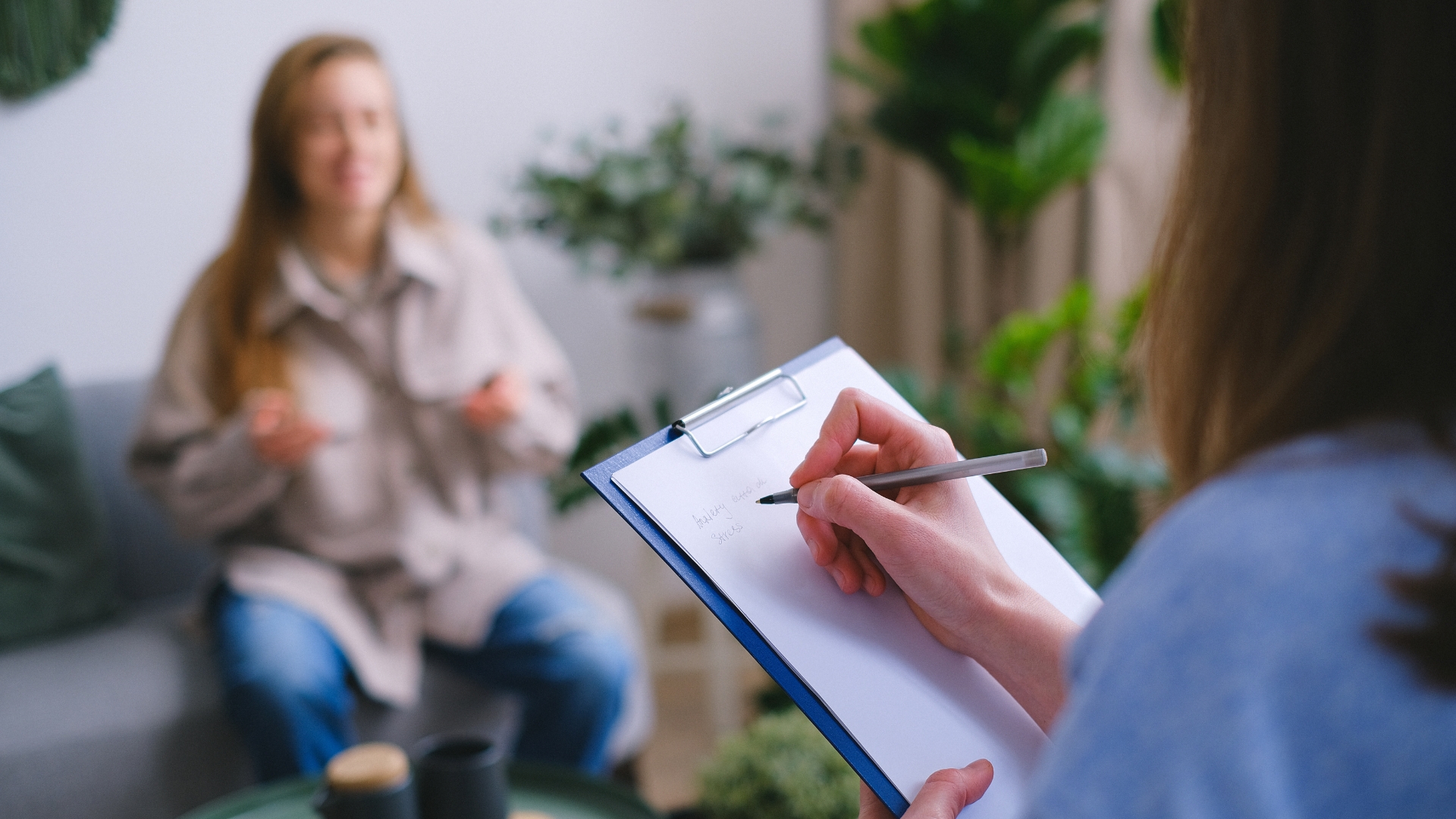 Quelle est la différence entre la psychothérapie et la thérapie en relation d’aide ?